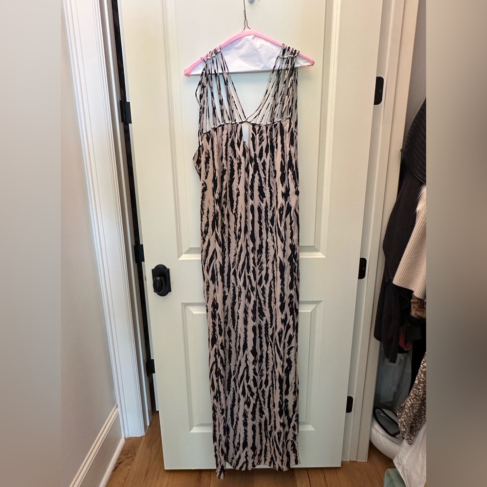 BCBG Black and Cream Patterned Dress